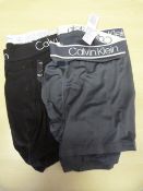 *Calvin Klein Boxers 2pk Size: L