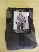 *Ellen Rays Knit Wrap