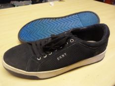 *DKNY Size: 10.5 Navy Shoes