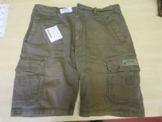 *Union Bay Cargo Shorts Size: 36 (AF)