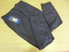 *Kirkland Signature Men's Active Pants Size: L
