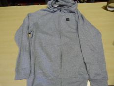 *Under Armour Size: XXL Men's Hoodie