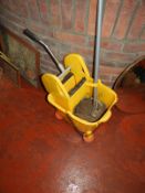 *Kentucky Style Mop & Bucket