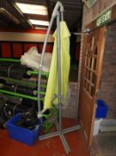 *Cantilever Garden Parasol (Lime Green)