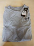 *Under Armour Shirt Sleeve T-Shirt Size: L