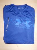 *Nike Size: L Blue Short Sleeve Top