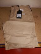 *Lyle & Scott Men's Shorts Size: 30