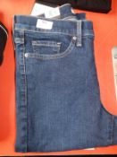 *Levi's Ladies Skinny Jeans Size: 28