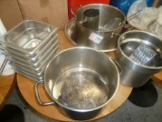* Various catering items - large pans, bowls, jug, sieve and gastronomes x 7