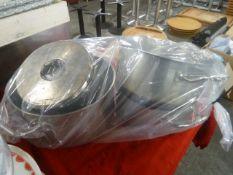 *large cooking pans x 4