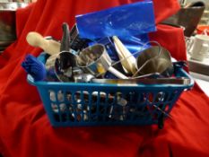 *very large quantity kitchen tools - including cutters, probes, pizza cutters, pastry items