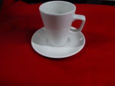 *crate of mugs with saucers x approx. 100 items