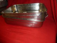 *S/S roasting tins x 2