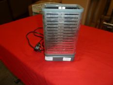 *small insect-o-outer