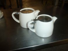 *white teapots x approx. 12