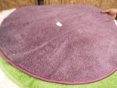 *Circular Rug (as per photograph)