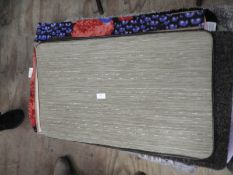 *Bath Mat (as per photograph)