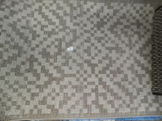 *Rug (as per photograph)