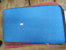 *Bath Mat (as per photograph)