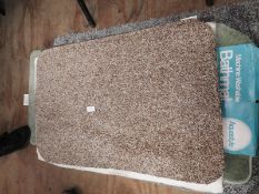 *Bath Mat (as per photograph)