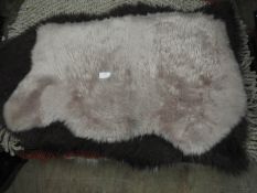 *Bath Mat (as per photograph)