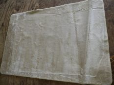 *Beige Rug 100x150cm