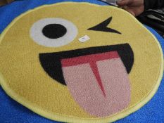 *Circular Rug (as per photograph)