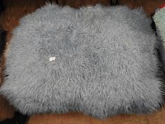 *Bath Mat (as per photograph)