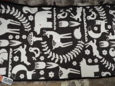 *Small Rug (as per photograph)