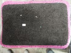 *Bath Mat (as per photograph)