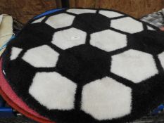 *Circular Rug (as per photograph)