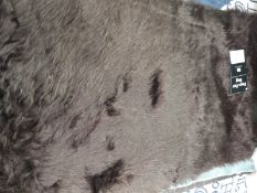 *Faux Fur Rug 50x90cm