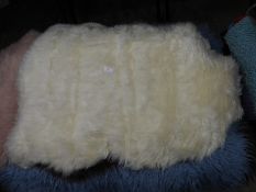 *Bath Mat (as per photograph)