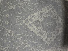 *Traditional Patterned Rug 120x170cm