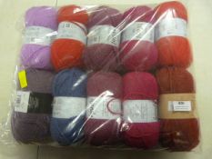 10 Assorted Balls of Wool