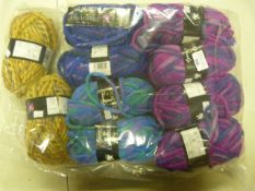10 Assorted Balls of Wool