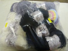 10 Assorted Balls of Wool