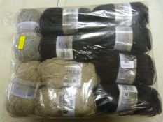 10 Assorted Balls of Wool