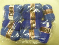 10 Balls of Blue Wool
