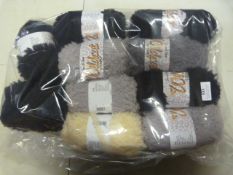 10 Assorted Balls of Wool