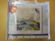 Triangle Quilt Kit Floral Sketches Quilt Collection