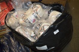 *20 Samsan Striker Footballs