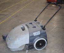 1 x Nilfisk Floor Sweeper SW 750 - Ref FE190 WH - CL480 - Location: Nottingham NG15THIS IS A SHORT