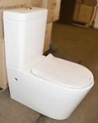1 x Close Coupled Toilet Pan With Soft Close Toilet Seat And Cistern (Inc. Fittings) - Ex-Display Un