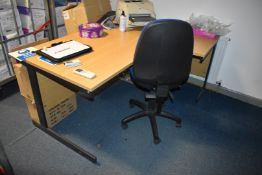 1 x Right Hand Office Desk With Light Wood Finish and Swivel Chair - CL480 - Location: Nottingham