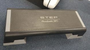 1 x Reebok Excercise Step - Professional Gym / Sports Equipment - CL468 - Location: Altri