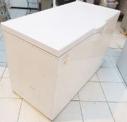 1 x Beko CF1300APW 129cm Wide 360 Litre Chest Freezer White **£5 Start - No Reserve**