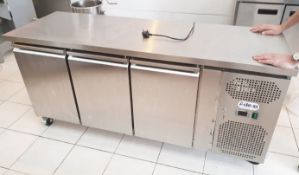 1 x Stainless Steel 3-Door Comercial Snack Counter Freezer SNACK3100TN - Ref: UK - CL482 - Location: