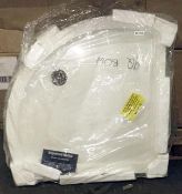 1 x Stone Quadrant Shower Tray - Dimensions: 900x900mm - £1 Start, No Reserve - Ref: Ma350 - CL011 -