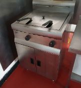 1 x Lincat Stainless Steel Twin Fryer - Gas Powered - CL529 - Location: Wakefield WF2IMPORTANT